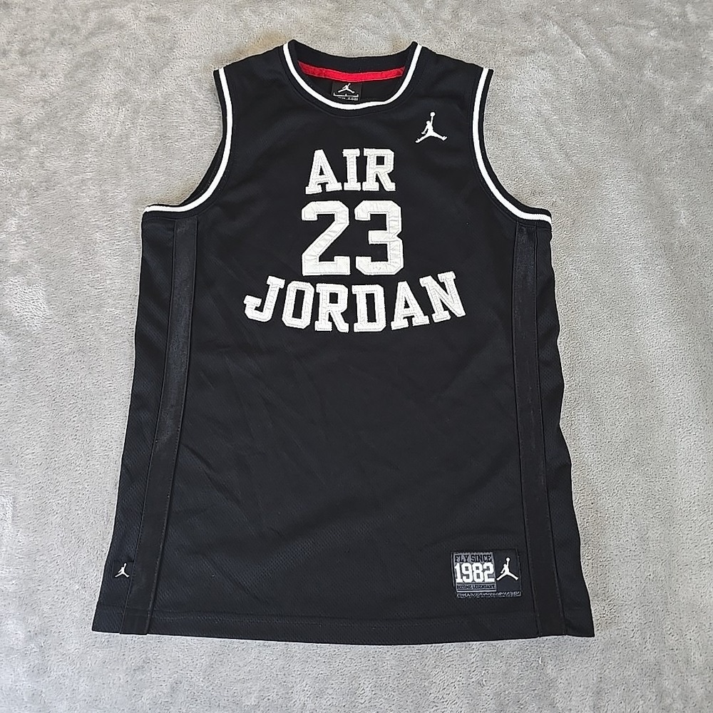 Nike Air Jordan Jersey Boys Large Black Embroidered‎ Basketball NBA Sportswear